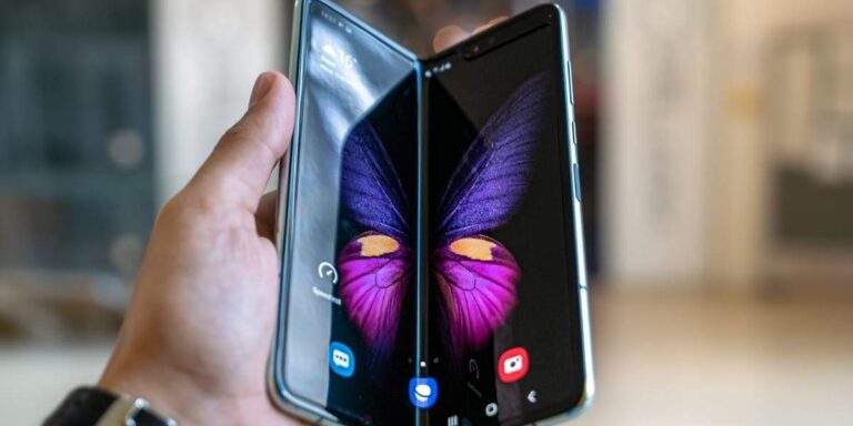 Are Foldable Phones Worth It or Just a Passing Trend?