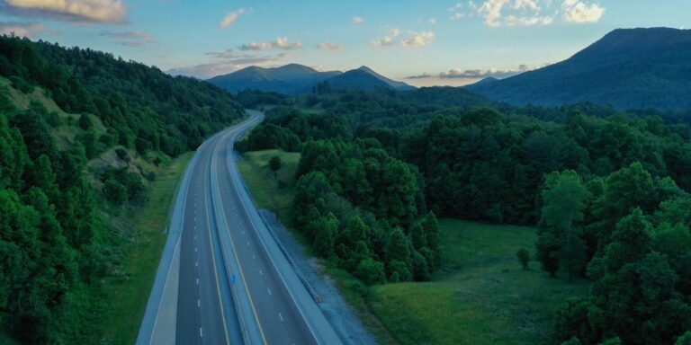 How Tennessee Was Forged: The Early History and Growth of the Volunteer State