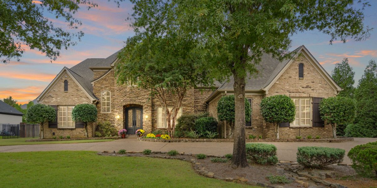Tracie Benetz and the Moving Memphis Group Help Veterans and Military Families Buy Homes in Memphis